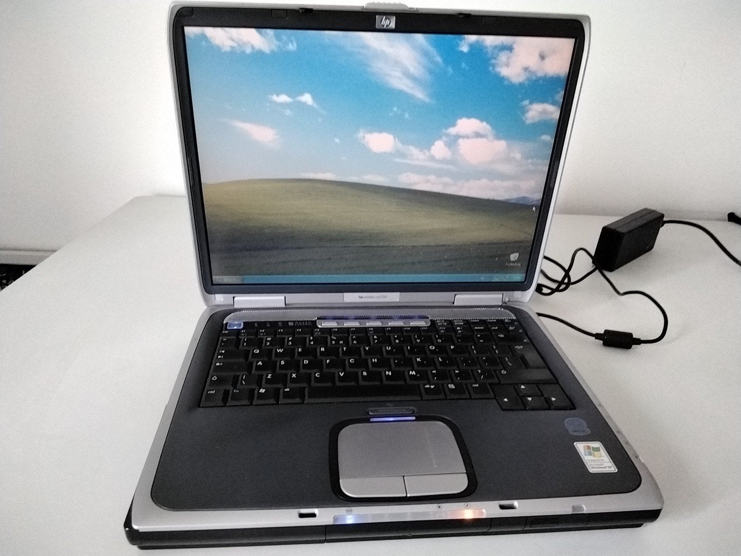 HP Pavilion ze5700 laptop met Windows XP, Computers en Software, Vintage Computers, Ophalen of Verzenden