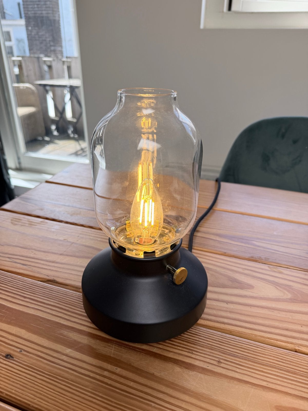 IKEA Nachtlampje - Zwart met Glazen Kap, Huis en Inrichting, Ophalen, 25 cm, IKEA, Nachtlamp