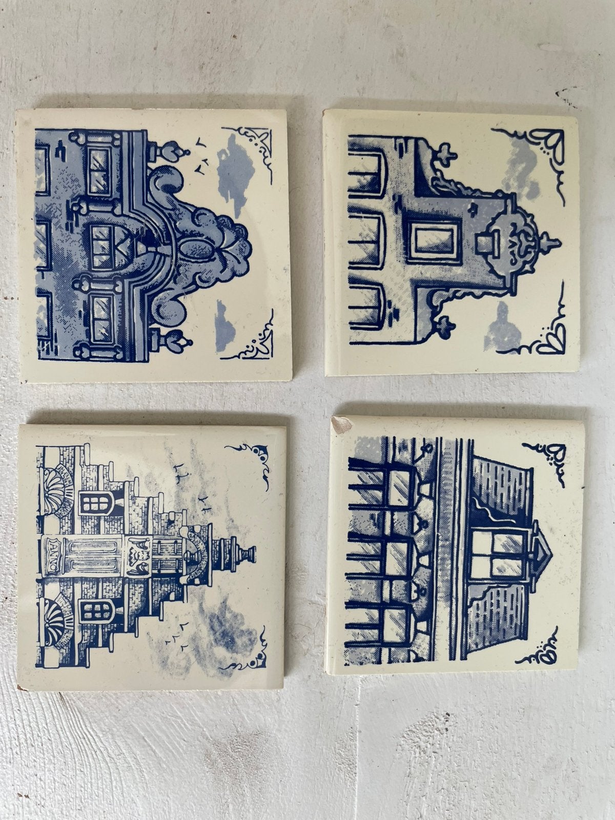 Set van 4 KLM Business Class Delfts Blauwe Tegels, Verzamelen, KLM Huisjes, Ophalen of Verzenden, Paleis of Waag