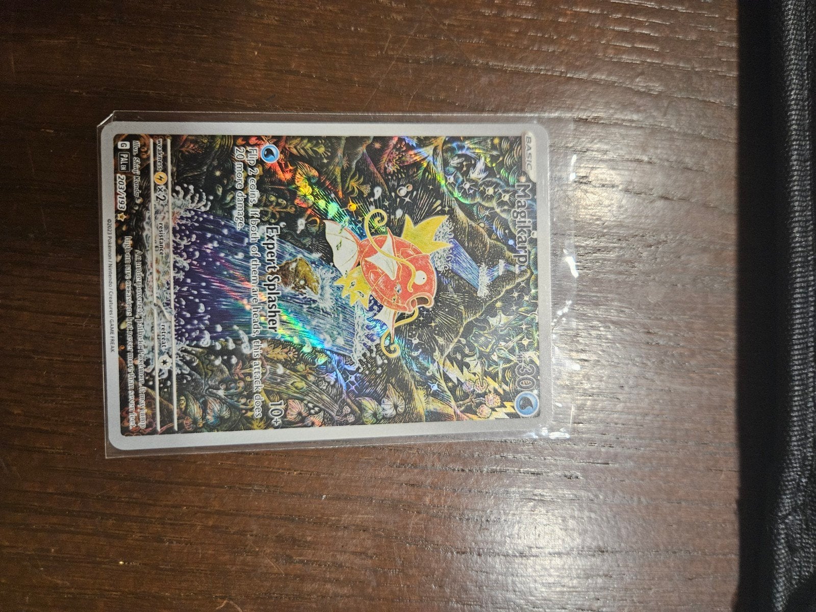 Magikarp 2023 Pokemon Kaart, Hobby en Vrije tijd, Ophalen, Zo goed als nieuw, Losse kaart, Foil