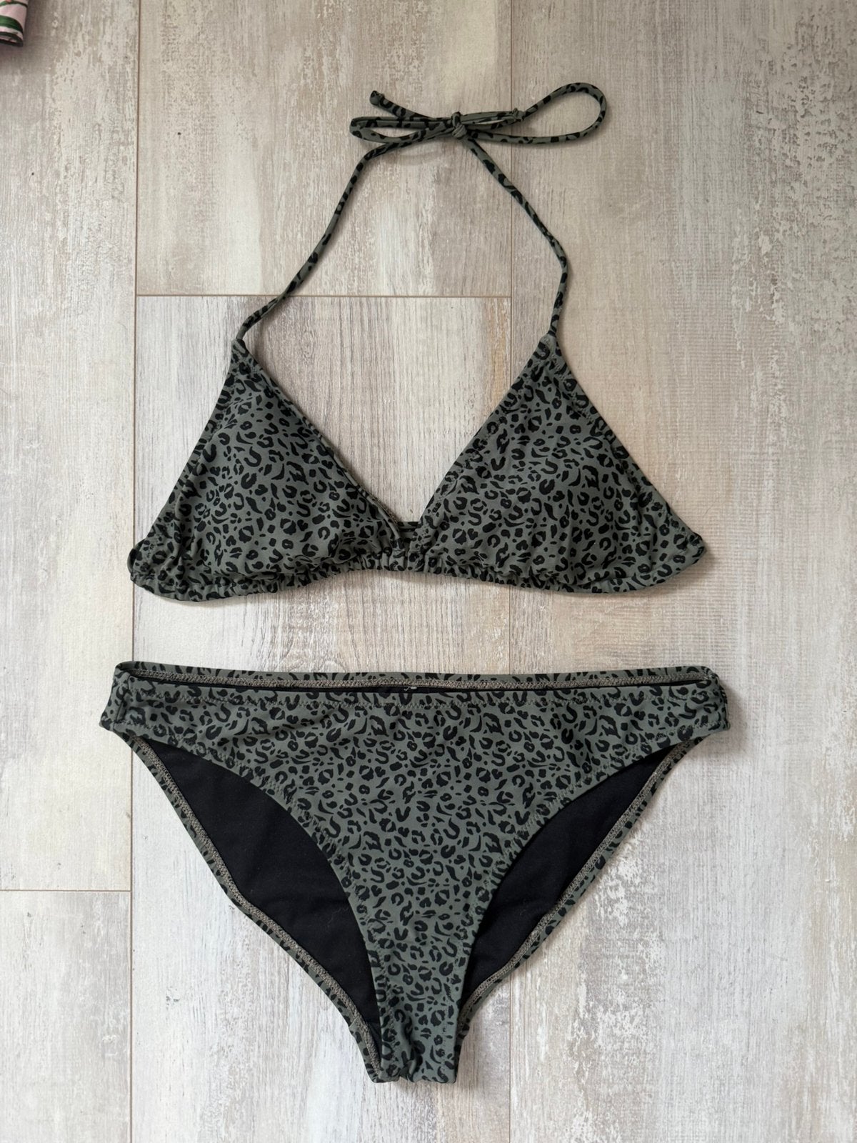 Groene panter bikini maat M, Ophalen of Verzenden, Gedragen, Groen, Bikini
