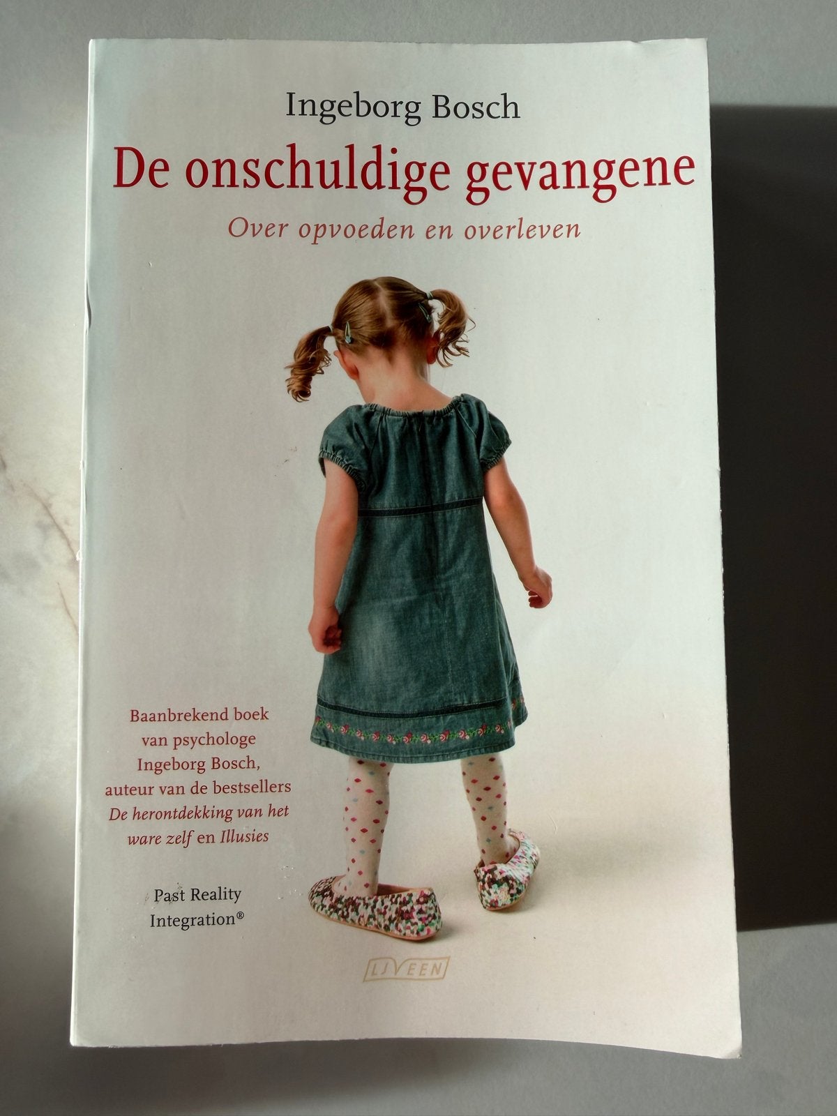 De onschuldige gevangene - Ingeborg Bosch, Ophalen of Verzenden, Zo goed als nieuw, Opvoeding tot 6 jaar