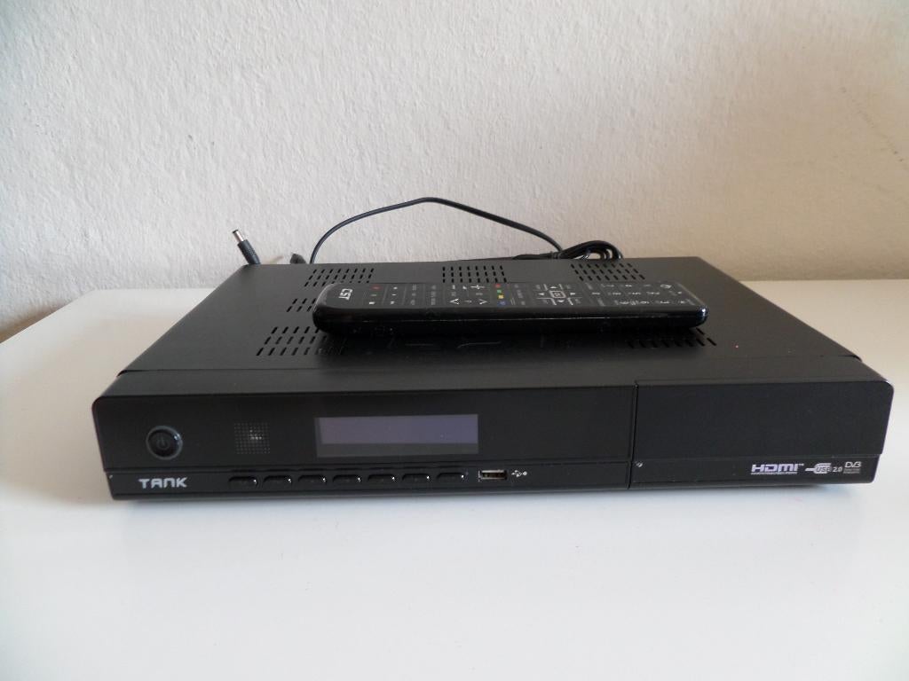 Coolstream Tank - Satelliet ontvanger  DVB-S2 (1TB), Ophalen of Verzenden, Zo goed als nieuw, Decoder