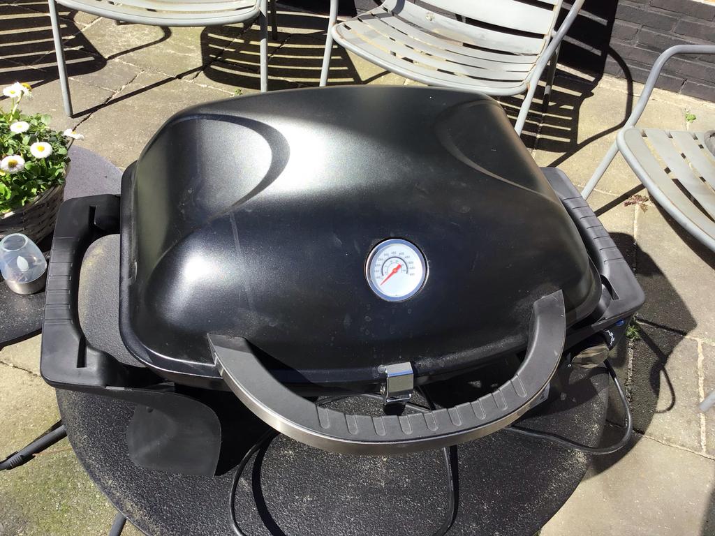 Tarrington House Elektrische BBQ - Compact en Krachtig, Ophalen, Zo goed als nieuw