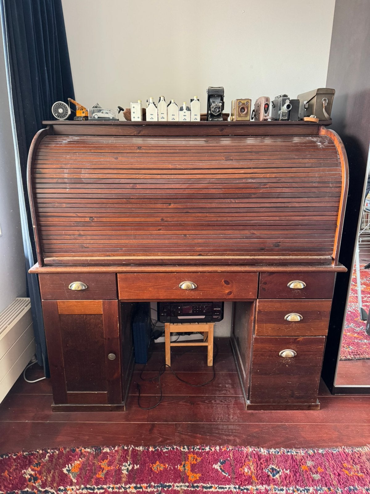 rolluikbureau van hout. H 140 cm,br 140cm,diep 62cm., Huis en Inrichting, Bureaus, Ophalen, Gebruikt, 62 cm, Secretaire