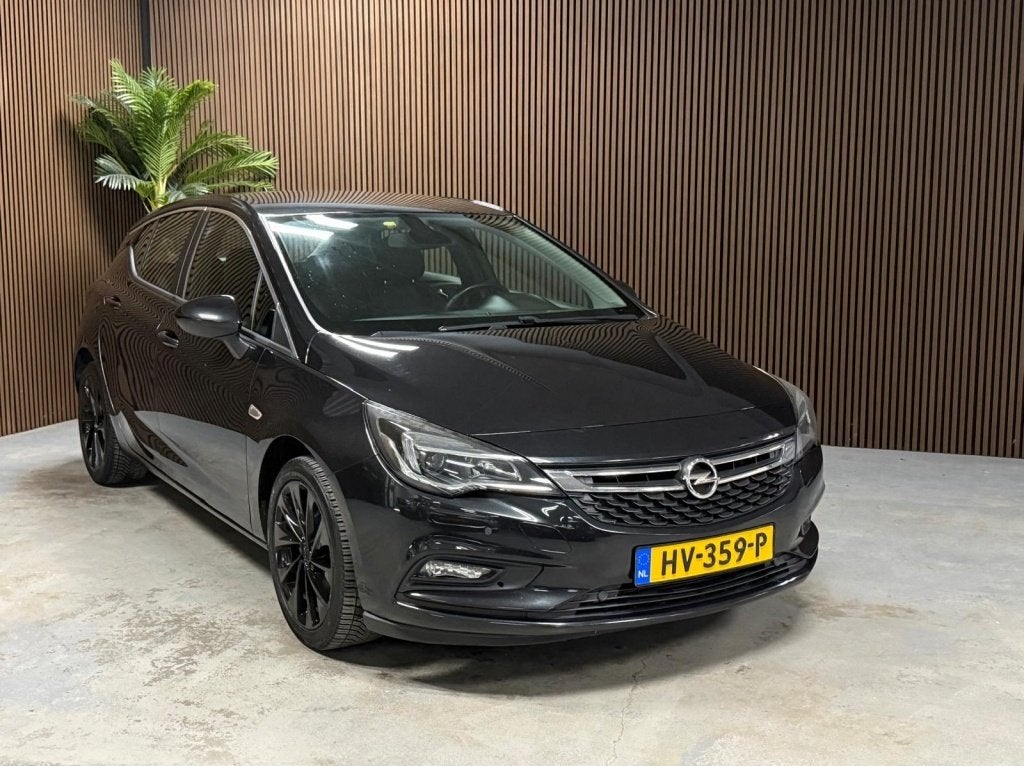 Opel Astra 1.0 Edition (bj 2016), Auto's, Gebruikt, Euro 6, 610 kg, Origineel Nederlands