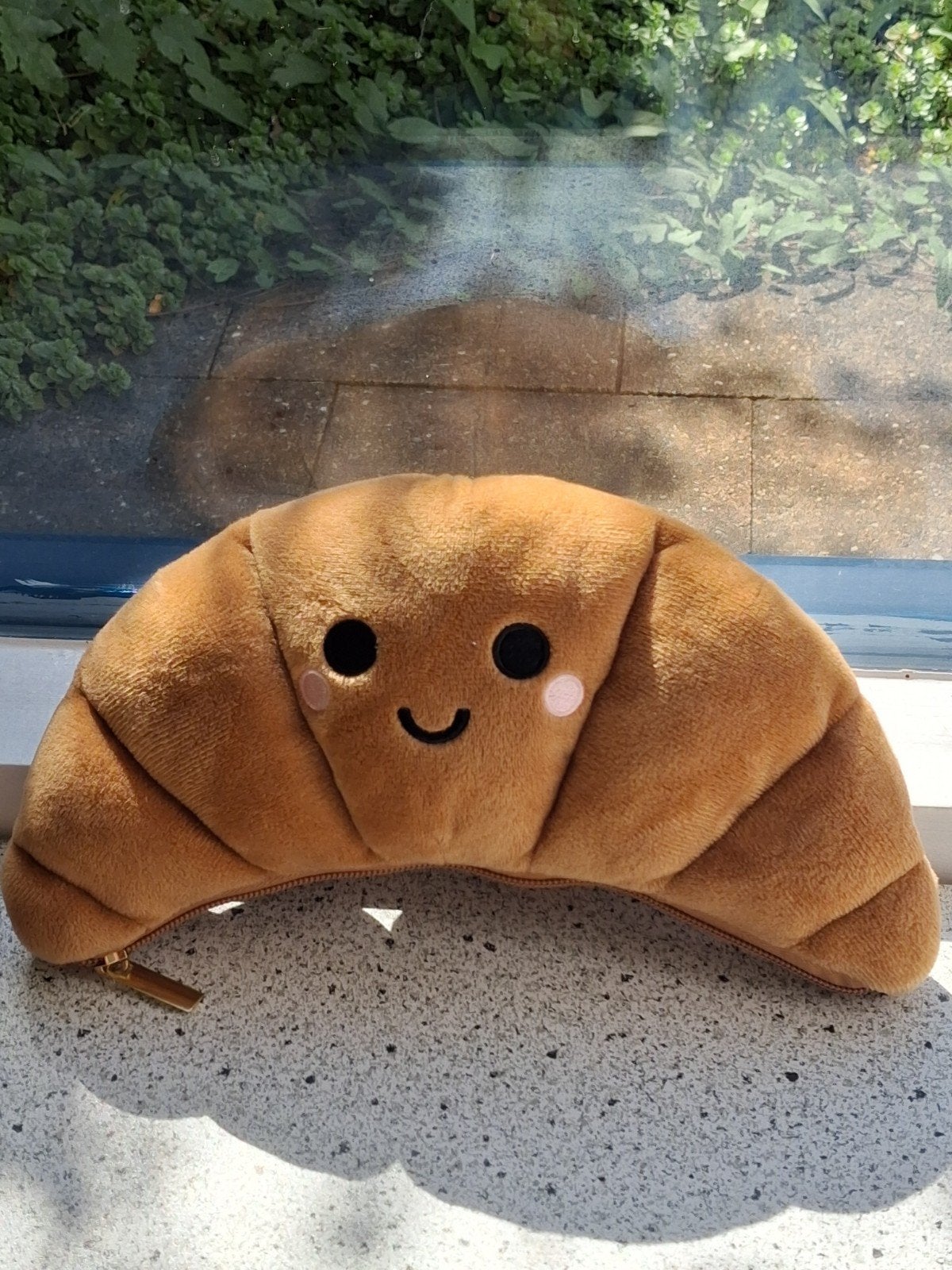 Etui tasje Croissant van Hema bruin velours lachend gezicht, Hema, Overige typen, Ophalen of Verzenden, Zo goed als nieuw