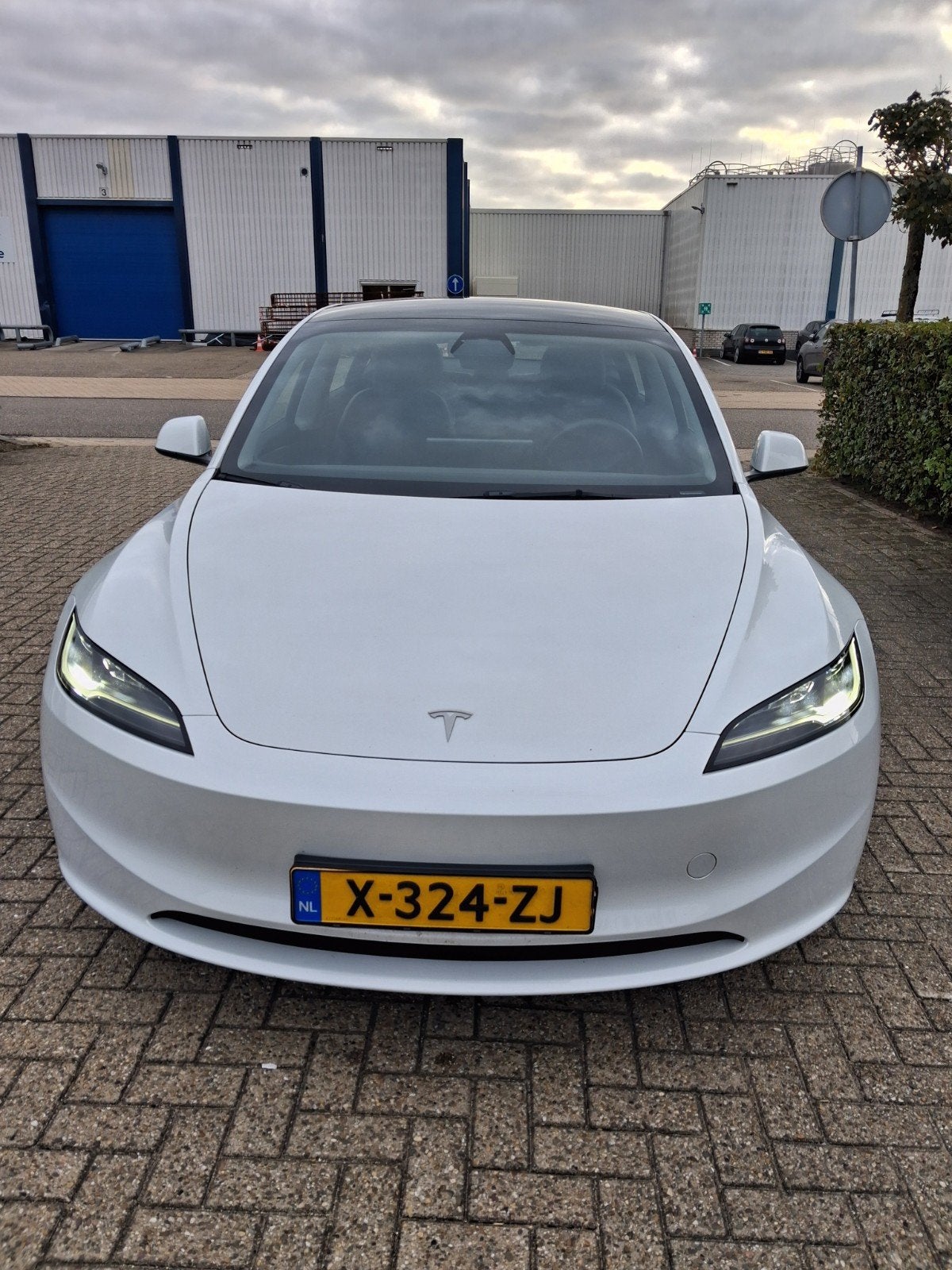 Lease/koop overname: Tesla Model 3 Highland, Auto's, Automaat, Achterwielaandrijving, Zwart, 1736 kg