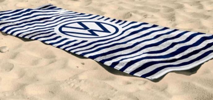 Volkswagen strandlaken (nieuw in de verpakking), Ophalen of Verzenden, Nieuw, Blauw, Handdoek
