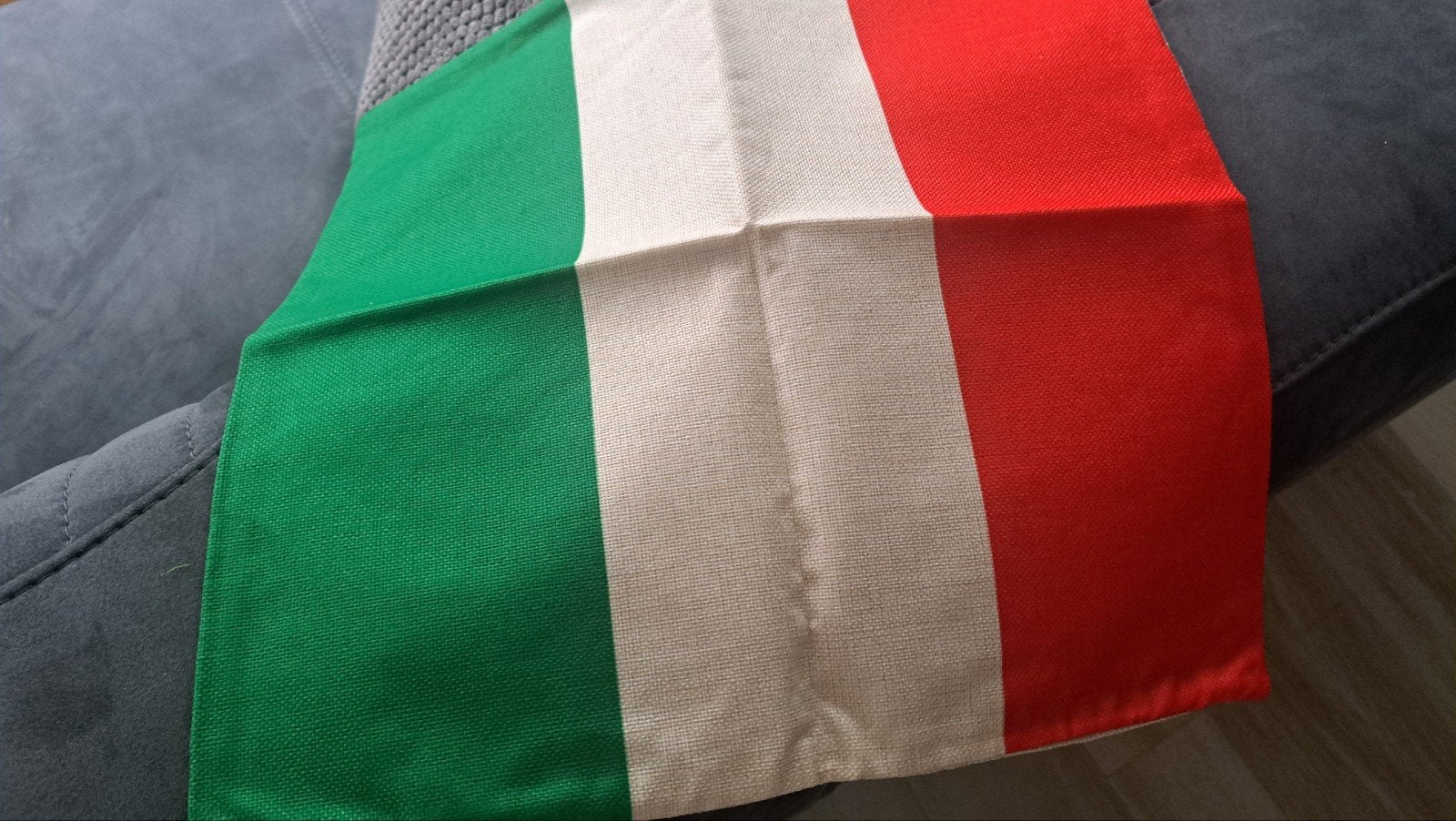 Kussenovertrek Tricolore Italia. 45x45cm., Ophalen of Verzenden, Vierkant