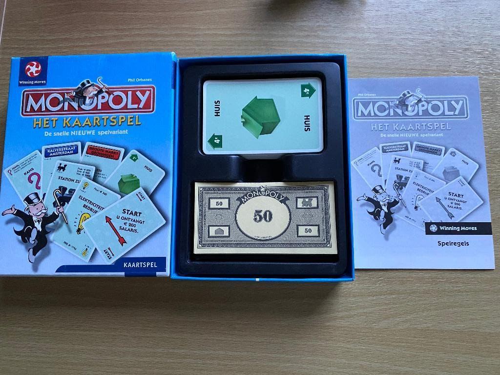 Monopoly Het Kaartspel vanaf 8 jaar, Vijf spelers of meer, Ophalen of Verzenden, Zo goed als nieuw, Winning Moves