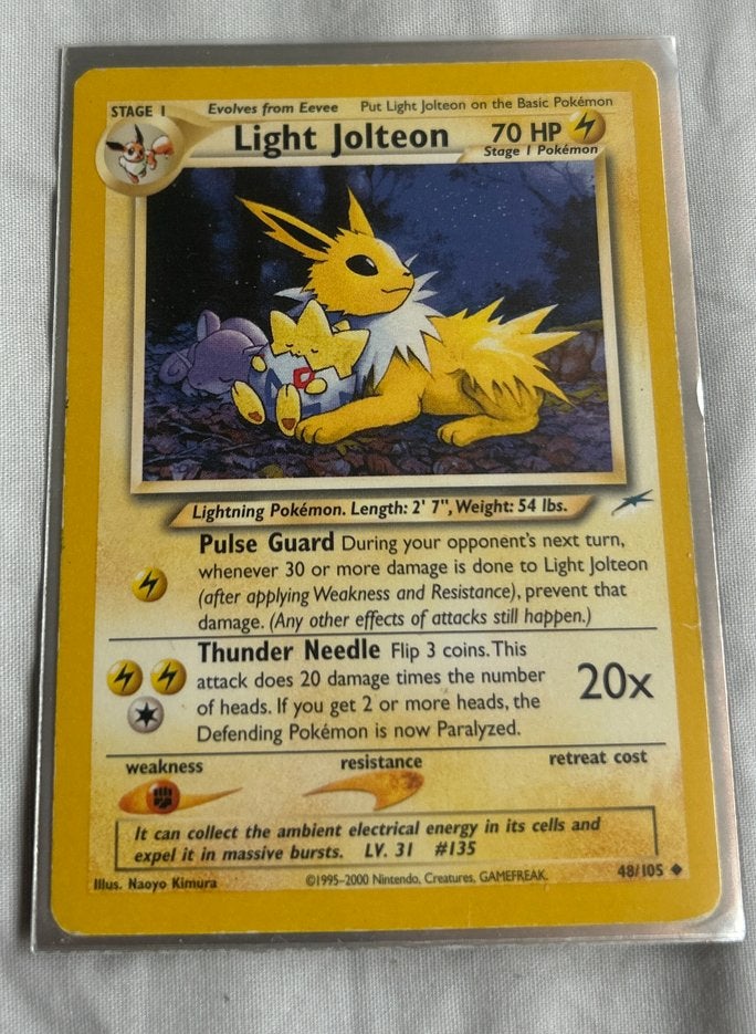 Pokémon Light Jolteon 48/105 Neo Destiny, Hobby en Vrije tijd, Verzamelkaartspellen | Pokémon, Ophalen of Verzenden, Gebruikt