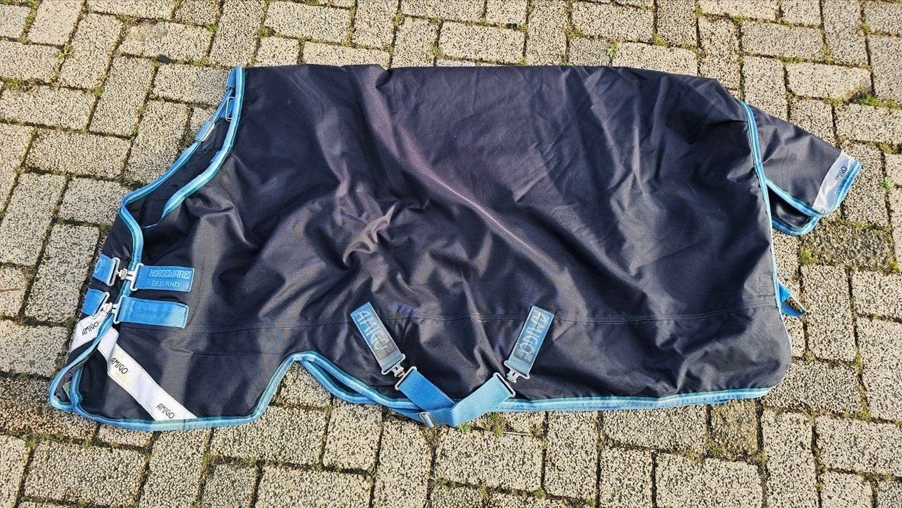amigo bravo pony 250gr met hals, Dieren en Toebehoren, Ophalen of Verzenden, Regendeken, Amigo