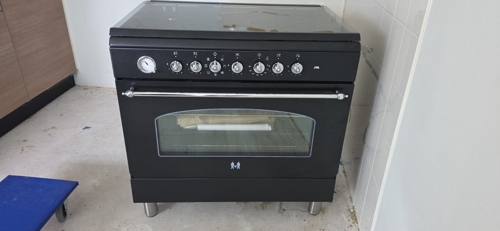 Etna Vrijstaand Gasfornuis met Oven - Zwart, Witgoed en Apparatuur, Ophalen, Gebruikt, 60 cm of meer, 4 kookzones