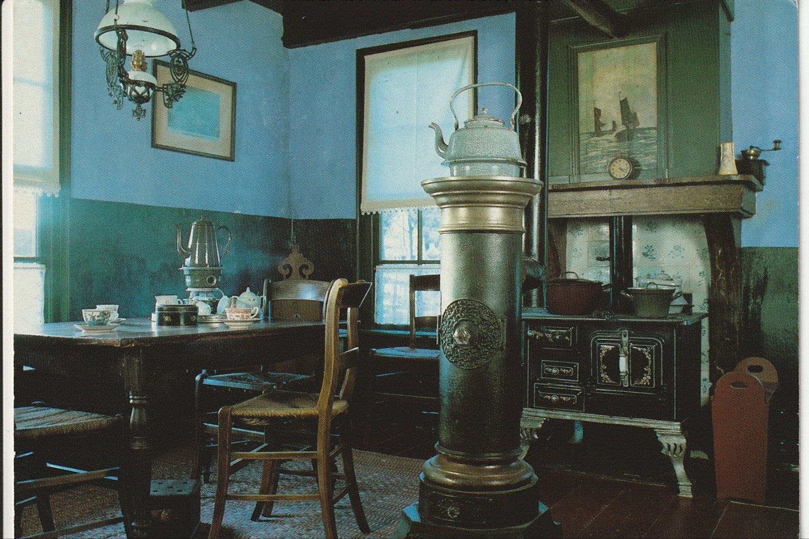 KOEHOOL VISSERSWONING IN ZUIDERZEEMUSEUM, Ophalen of Verzenden, 1980 tot heden, Gelopen, Noord-Holland