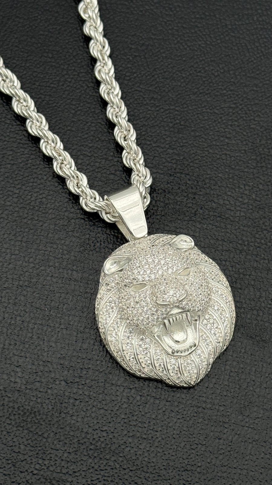 925 prachtig zilveren figaro ketting met leeuwenkop hanger, Met hanger, Nieuw, Ophalen of Verzenden, Nvt