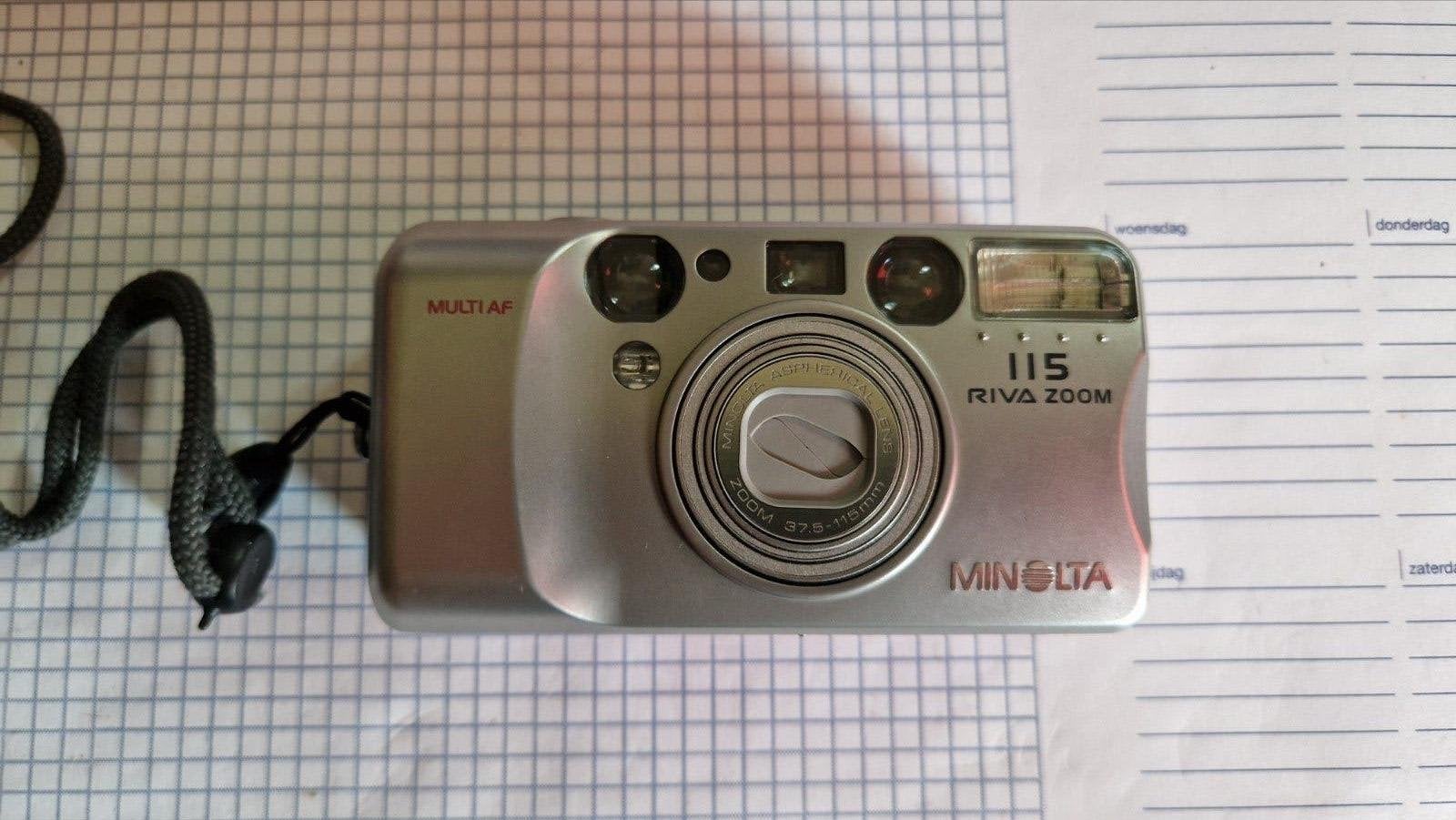 Minolta Riva Zoom 115 Compact Camera met Gebruiksaanwijzing, Audio, Tv en Foto, Ophalen of Verzenden, Gebruikt, Compact, Minolta