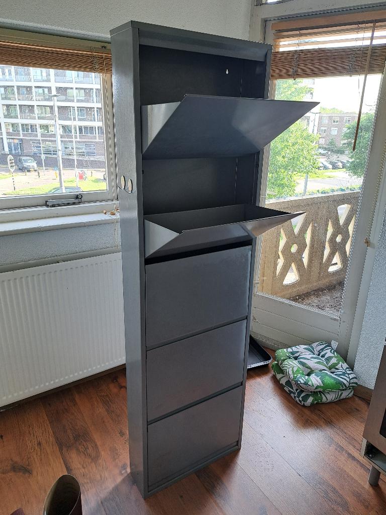 Hoge metalen schoenenkast 5 lades, Ophalen, Gebruikt, Industrieel