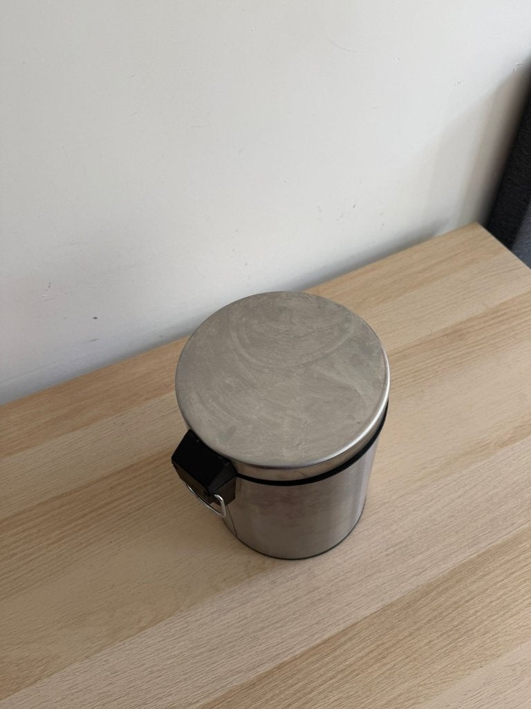 Prullenbak, Ophalen, Met pedaal, Zo goed als nieuw, Minder dan 10 liter
