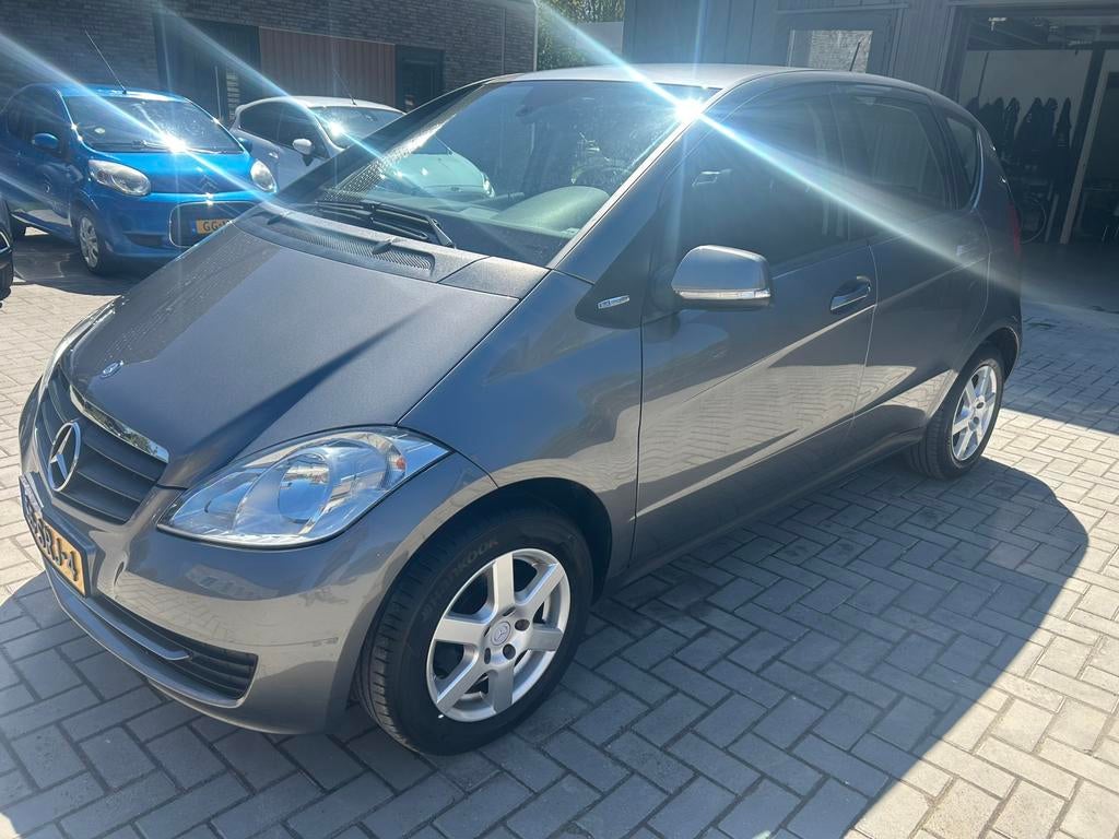 Mercedes-Benz A-Klasse 1.5 A160 5DRS 2011 Grijs, Voorwielaandrijving, Parkeersensor, 49 €/maand, Origineel Nederlands