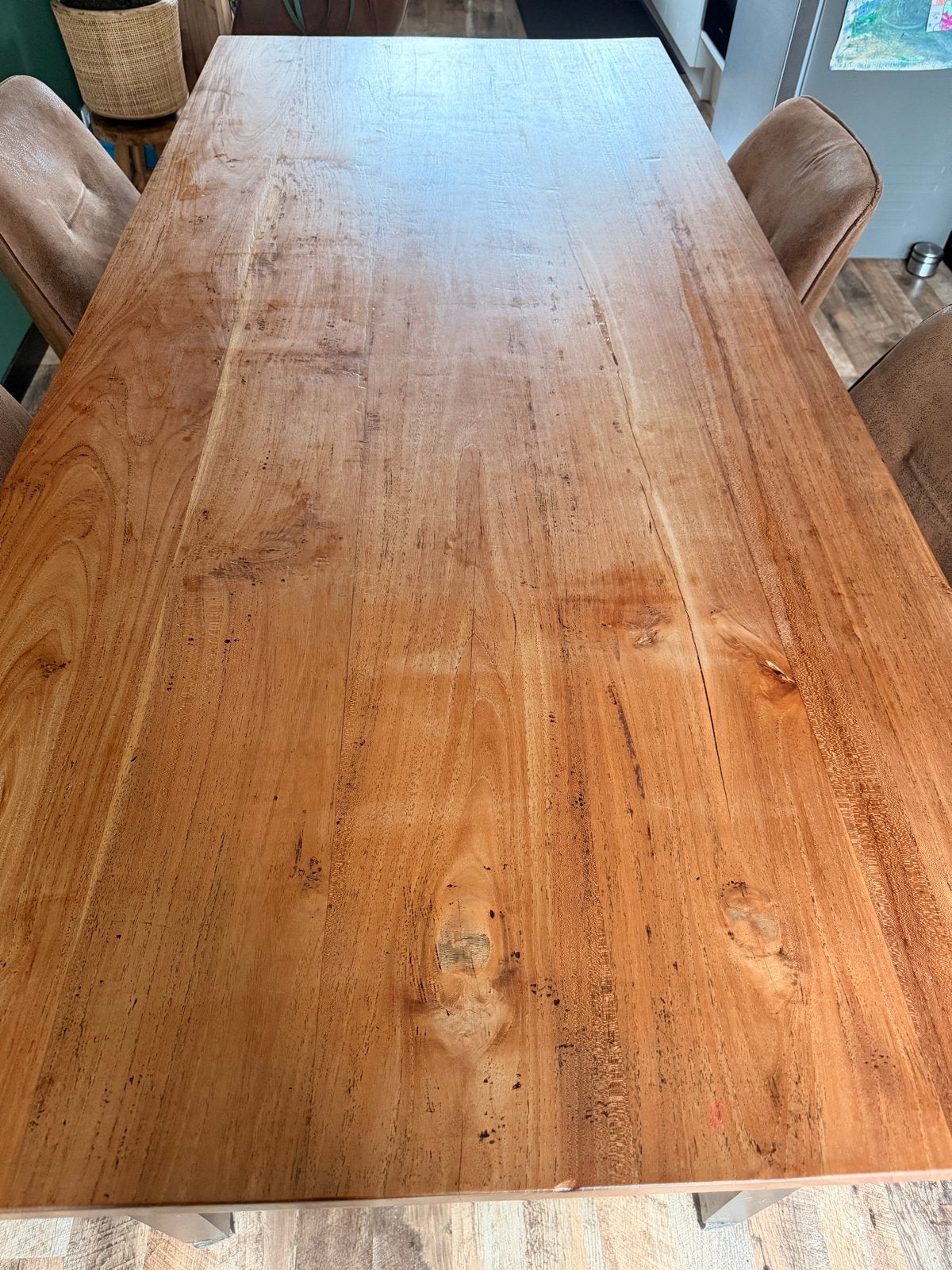Robuuste eettafel met 4 draaistoelen  - Teakhout en metaal, Huis en Inrichting, Ophalen, Gebruikt, Teakhout, 50 tot 100 cm
