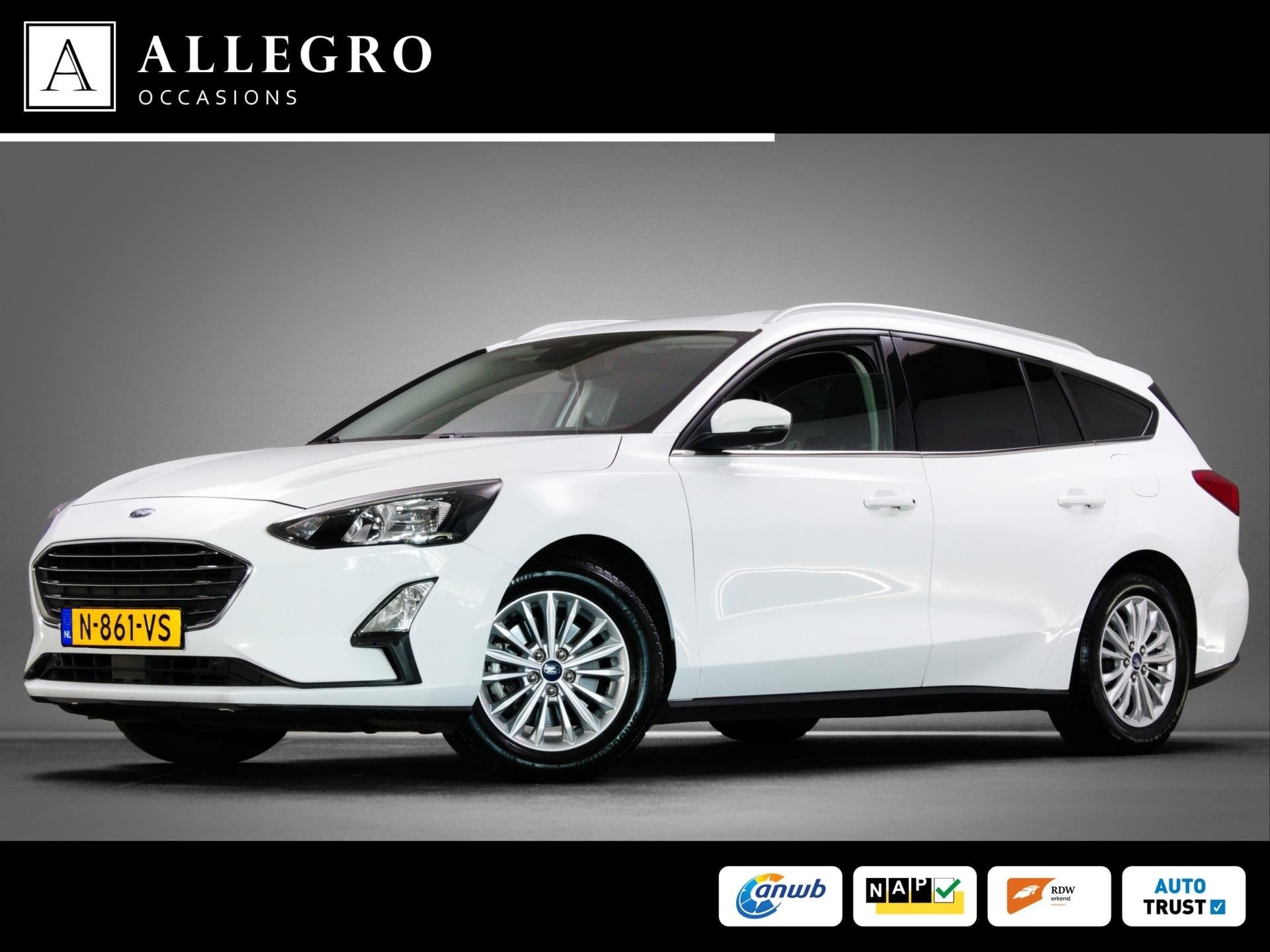 Ford Focus Wagon 1.0 EcoBoost Hybrid Titanium X (APPLE CARPL, 1328 kg, Gebruikt, Wit, Origineel Nederlands
