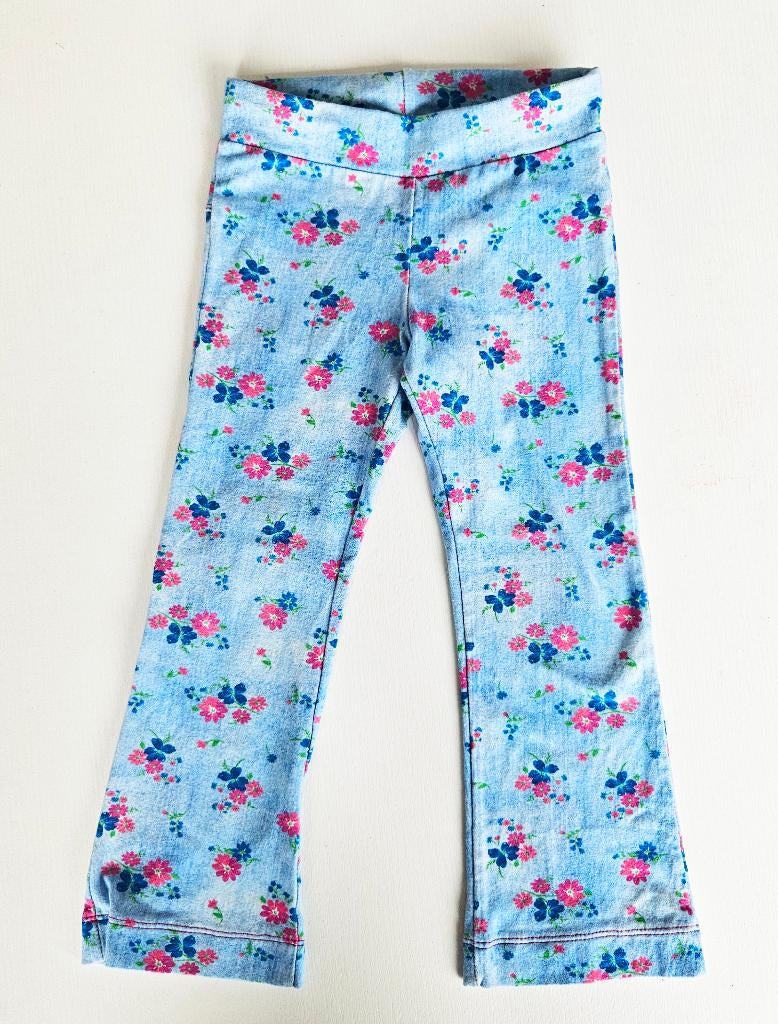 Flared broek met roosjes, mt 92, Kinderen en Baby's, Kinderkleding | Maat 92, Broek, Meisje, Handgemaakt, Ophalen of Verzenden