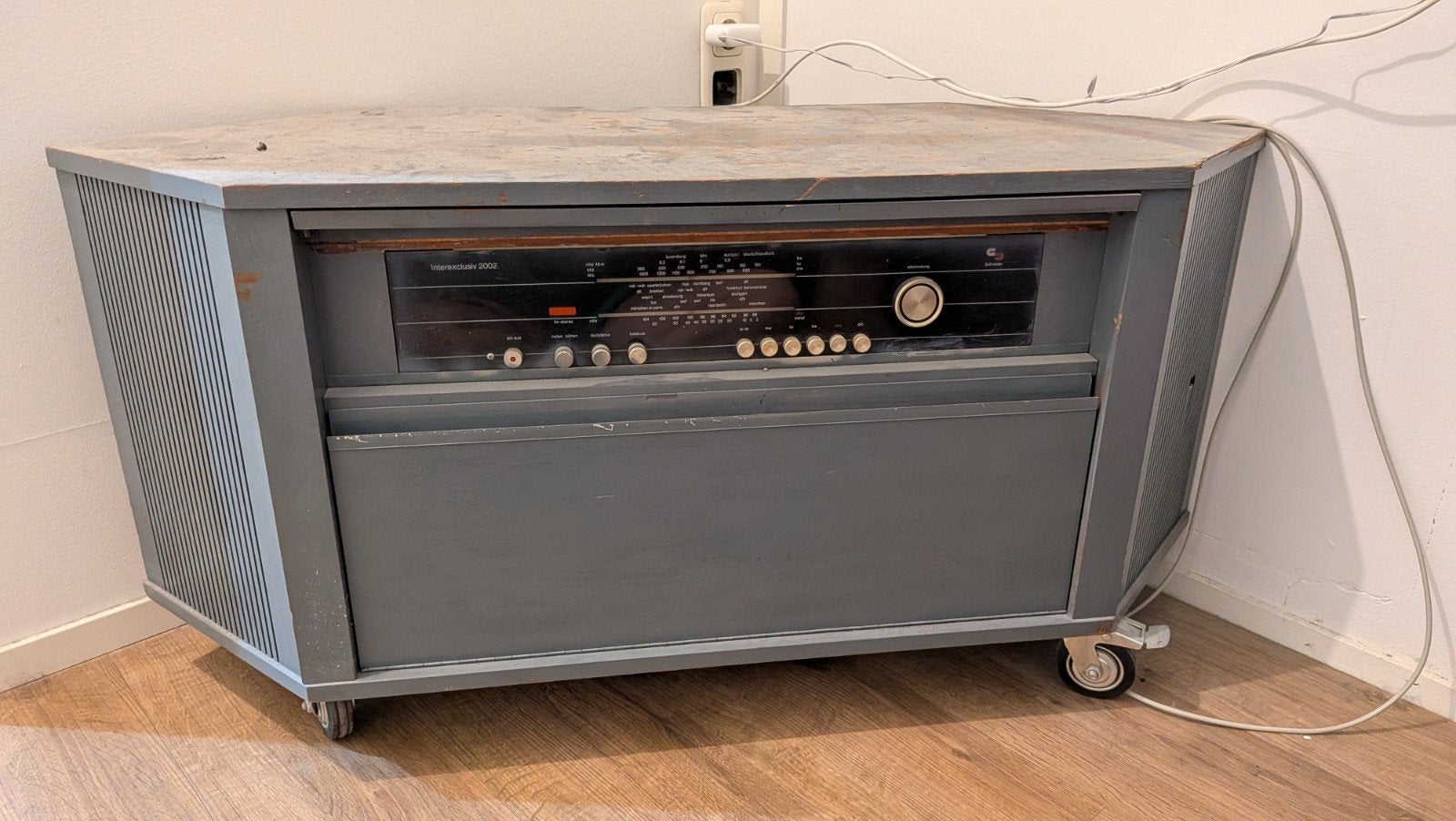Hoekkast / tv meubel / radio, Ophalen, 25 tot 50 cm, Minder dan 100 cm