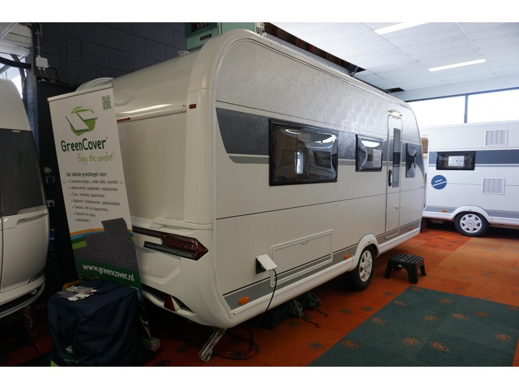 Hobby De Luxe 460 LU vloerverwarming, Caravans en Kamperen, Rondzit, Hobby, Ringverwarming, Bedrijf