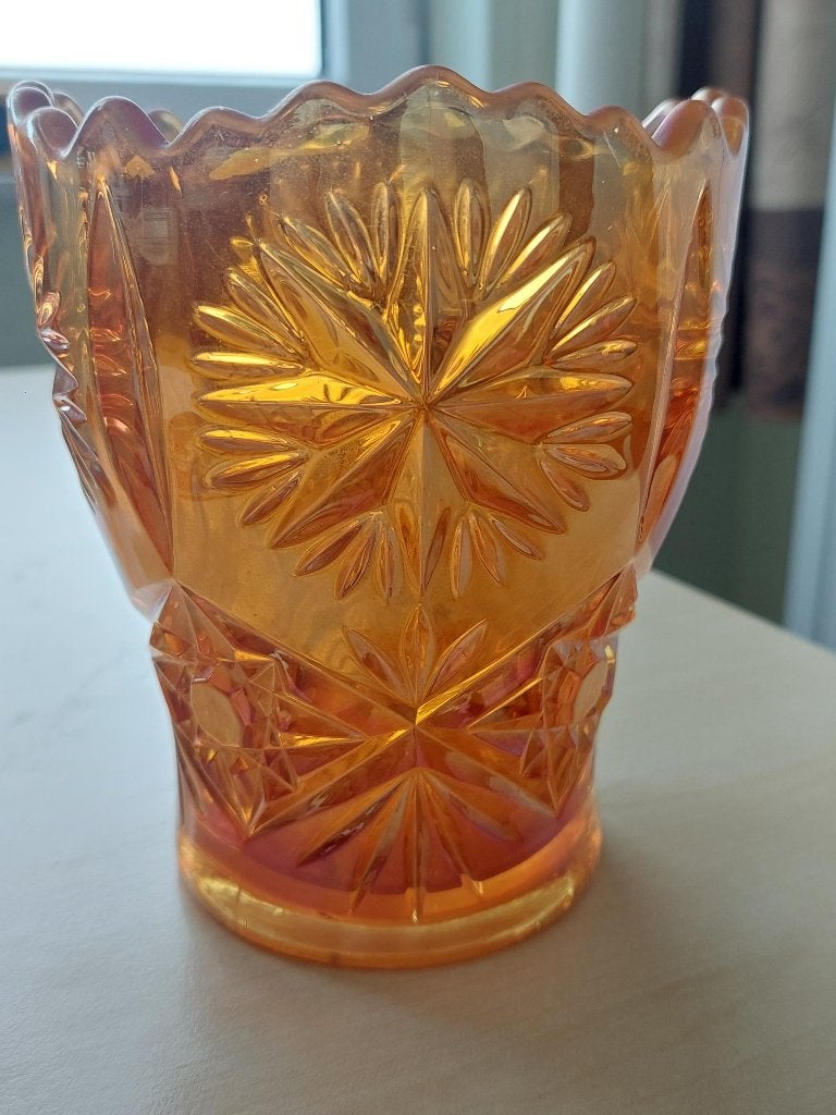 Vintage Oranje Karnival Glas Vaasje met Sterpatroon, Antiek en Kunst, Antiek | Glas en Kristal, Ophalen of Verzenden