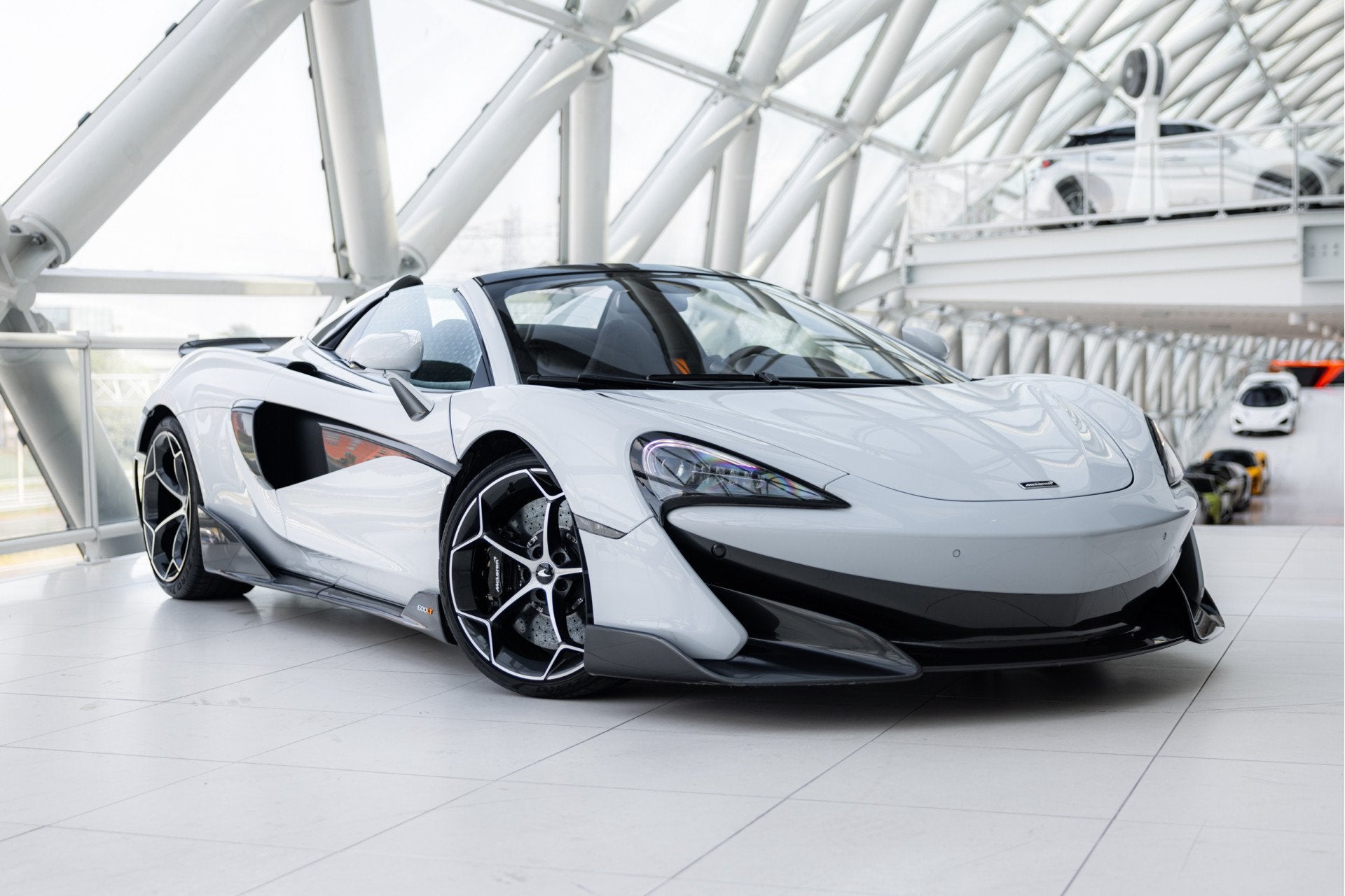 McLaren 600LT Spider 3.8 V8 | MSO Cirrus Grey | Noselift |, Auto's, McLaren, Automaat, Achterwielaandrijving, Gebruikt, Cabriolet