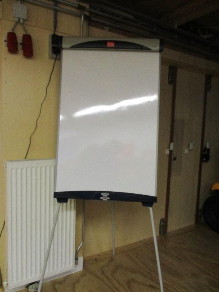 Tekoop Flipover/schrijfbord/schoolbord,Verstelbare hoogte!, Ophalen, Zo goed als nieuw, Whiteboard