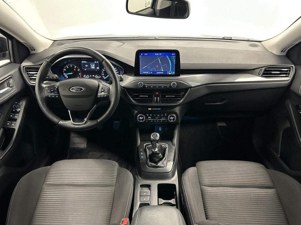 Ford Focus 1.0 EcoBoost Titanium Business TREKHAAK ECC CARPL, Auto's, Gebruikt, Met garantie (alle), Zwart, Origineel Nederlands