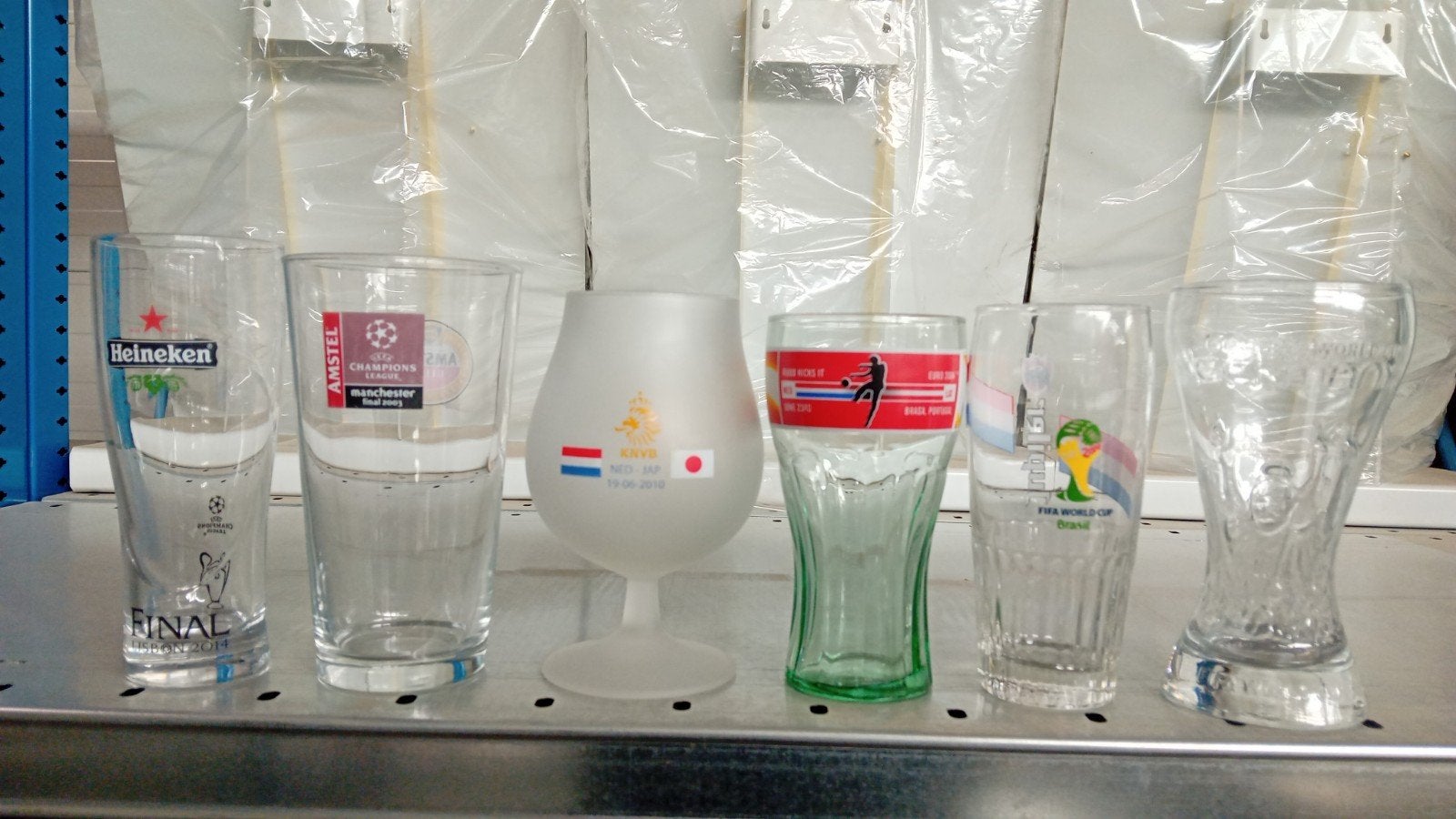 Diverse glazen voetbal, Ophalen, Meerkleurig, Overige merken, Glas