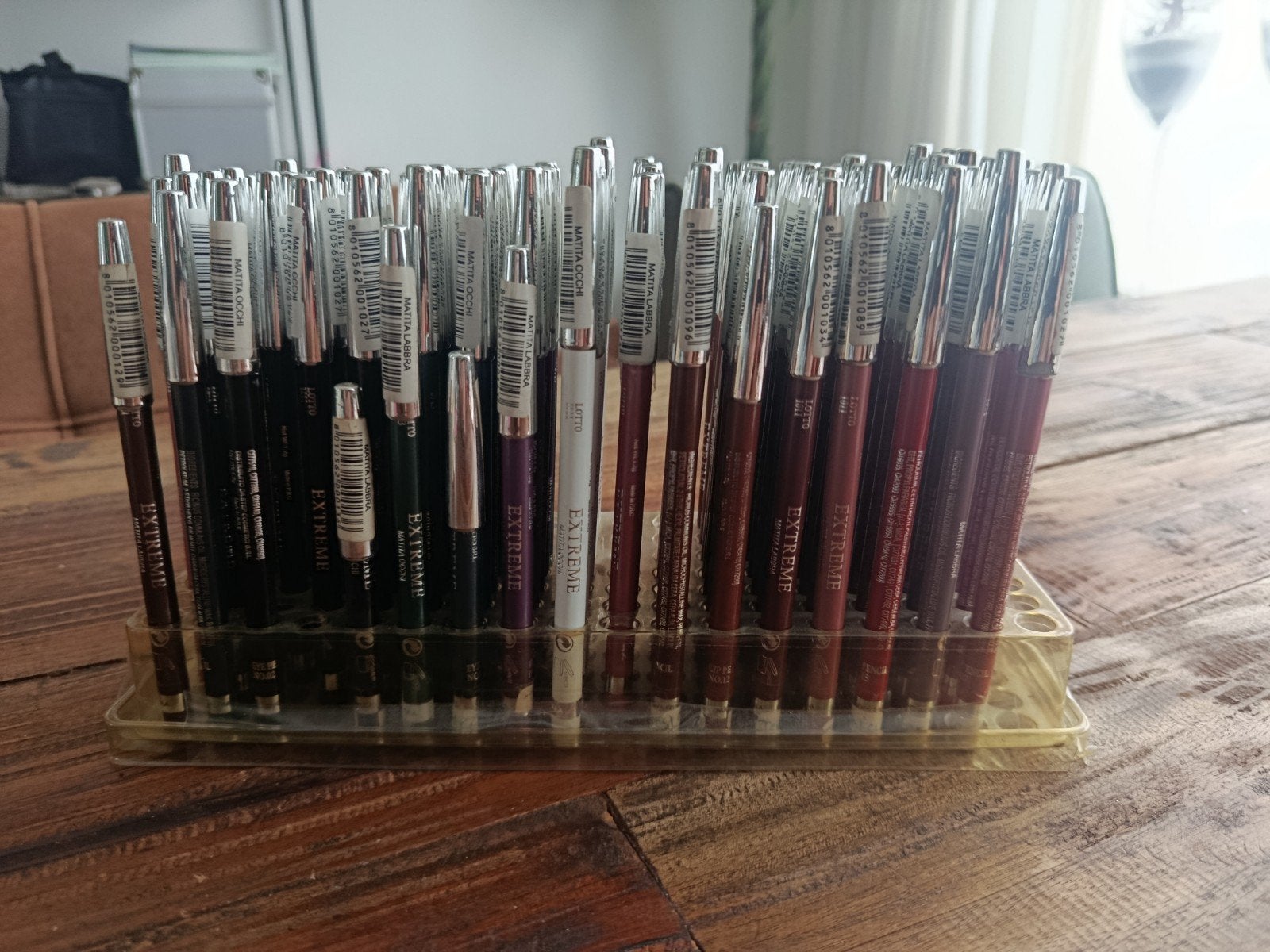 Oogpotlood wenkbrauwen potlood en lipliner, Ophalen of Verzenden, Nieuw, Overige kleuren, Handen en Nagels