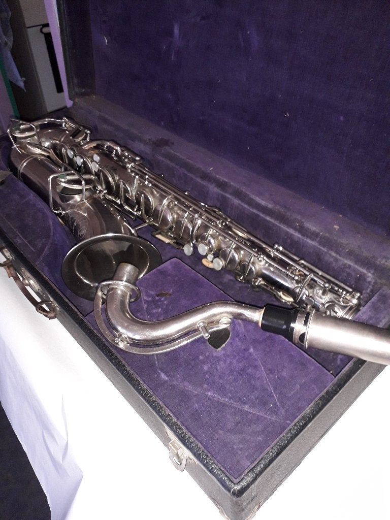 C tenor saxofoon, Muziek en Instrumenten, Verzenden, Zo goed als nieuw, Alt, Met koffer