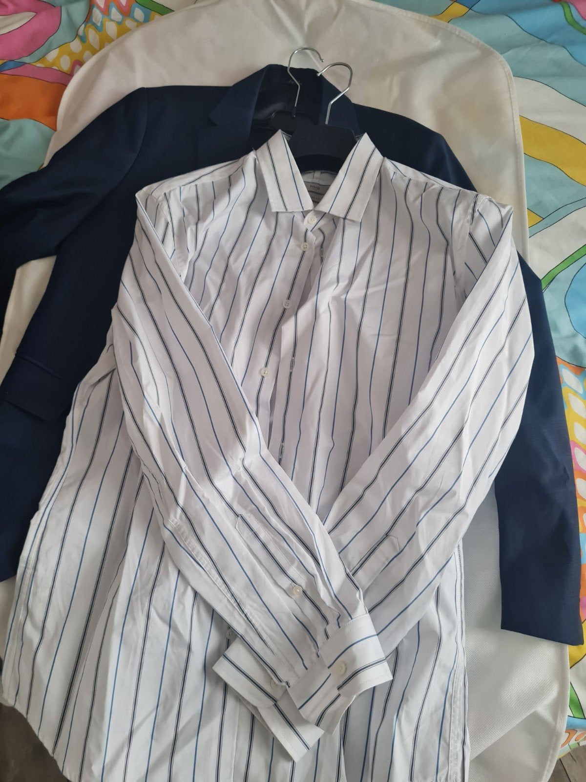 jongens pak met overhemd [merk Mango] net nieuw maat S, Kleding | Heren, Kostuums en Colberts, Ophalen of Verzenden, Nieuw, Blauw