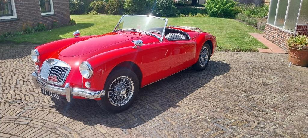 MG 1957 Rood, Auto's, MG, Zwart, 4 cilinders, Cabriolet, Particulier