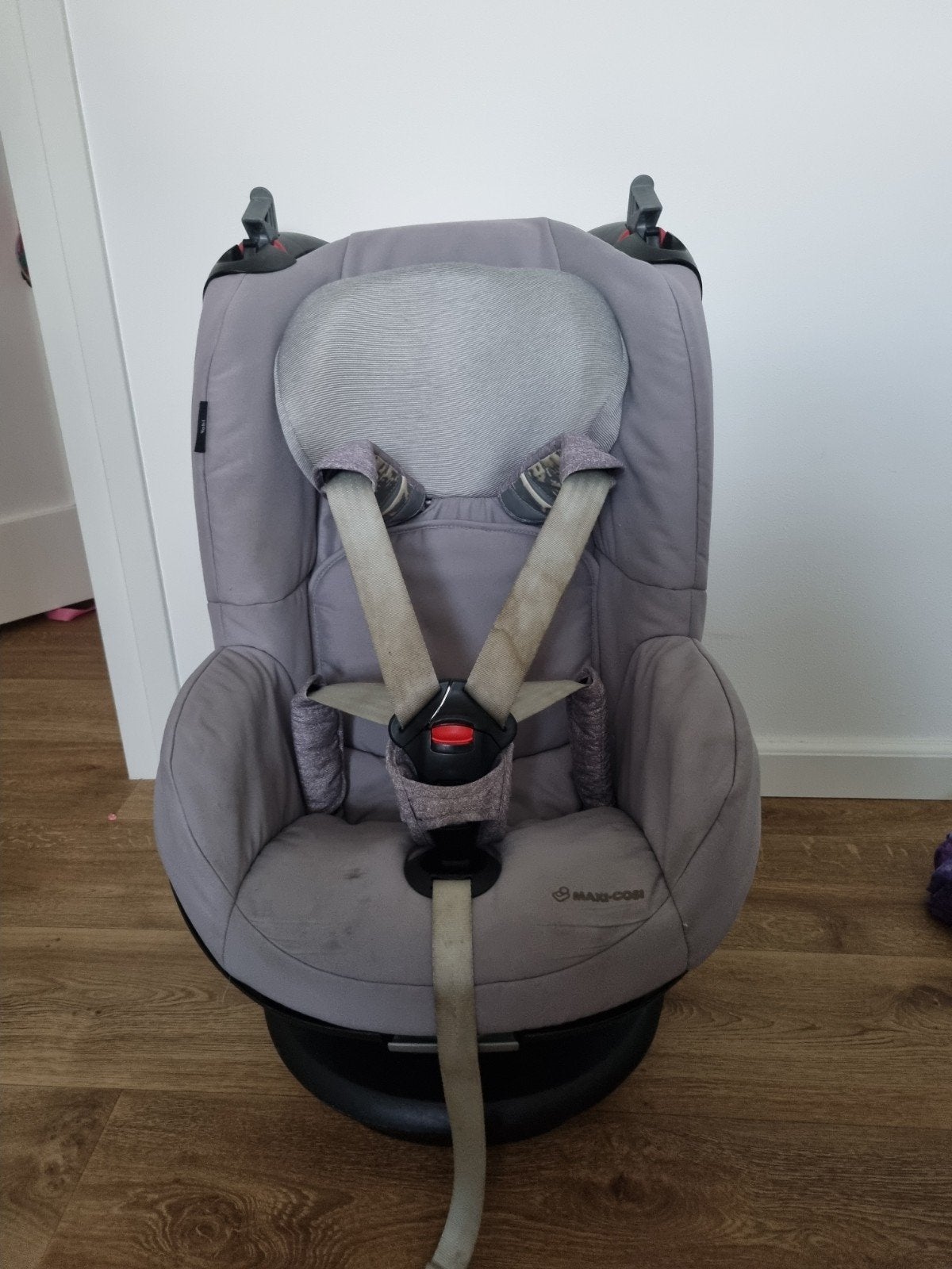 Maxi-Cosi autostoel Tobi- Grijs, Ophalen, 9 t/m 18 kg, Verstelbare rugleuning, Maxi-Cosi