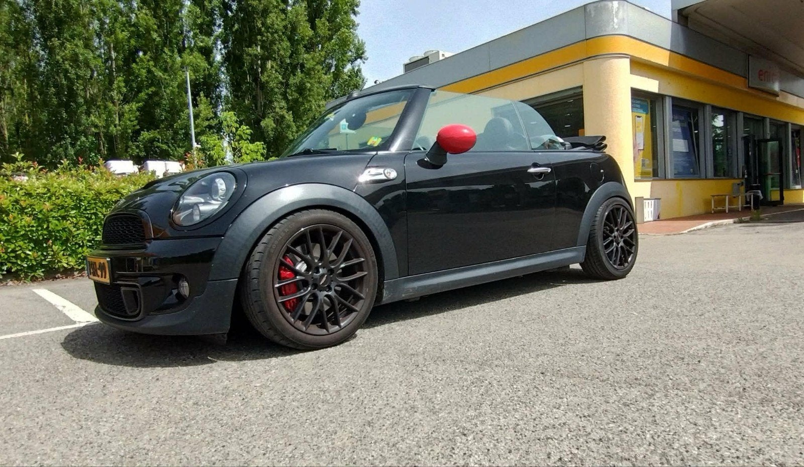 Mini 1.6 John Cooper Works Cabrio 2010 Zwart, Voorwielaandrijving, 4 cilinders, Cabriolet, 4 stoelen