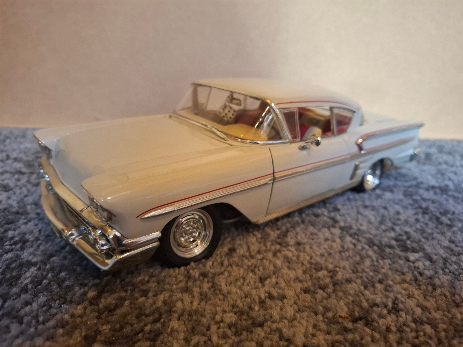 ERTL 1:18 Chevrolet Impala 1958 American Graffiti, Hobby en Vrije tijd, Ophalen of Verzenden