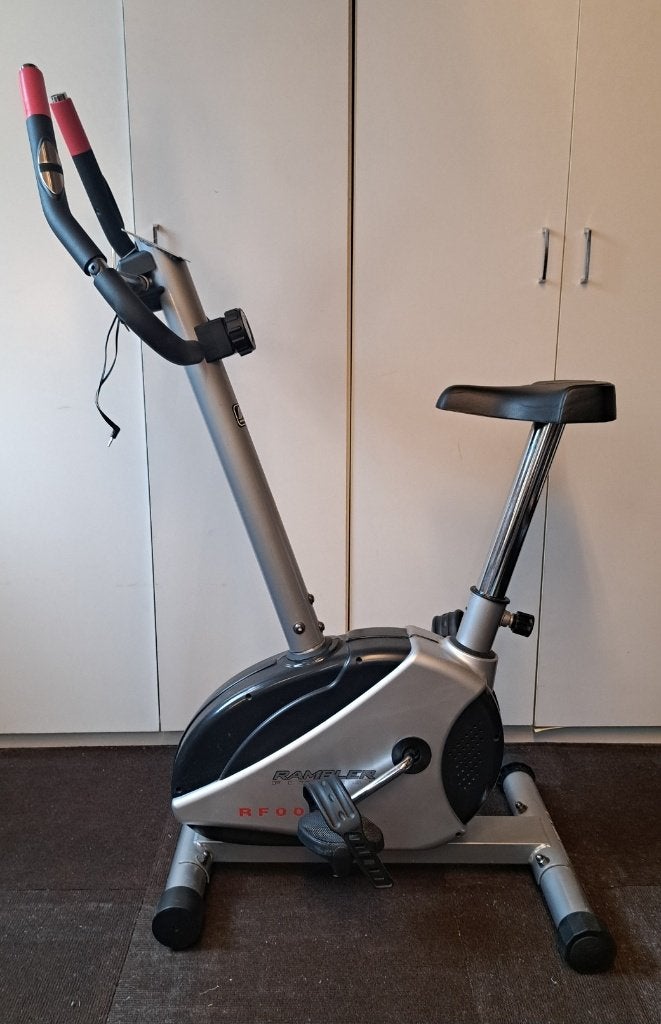 Hometrainer / fiets Rambler, Sport en Fitness, Ophalen, Gebruikt, Benen, Hometrainer