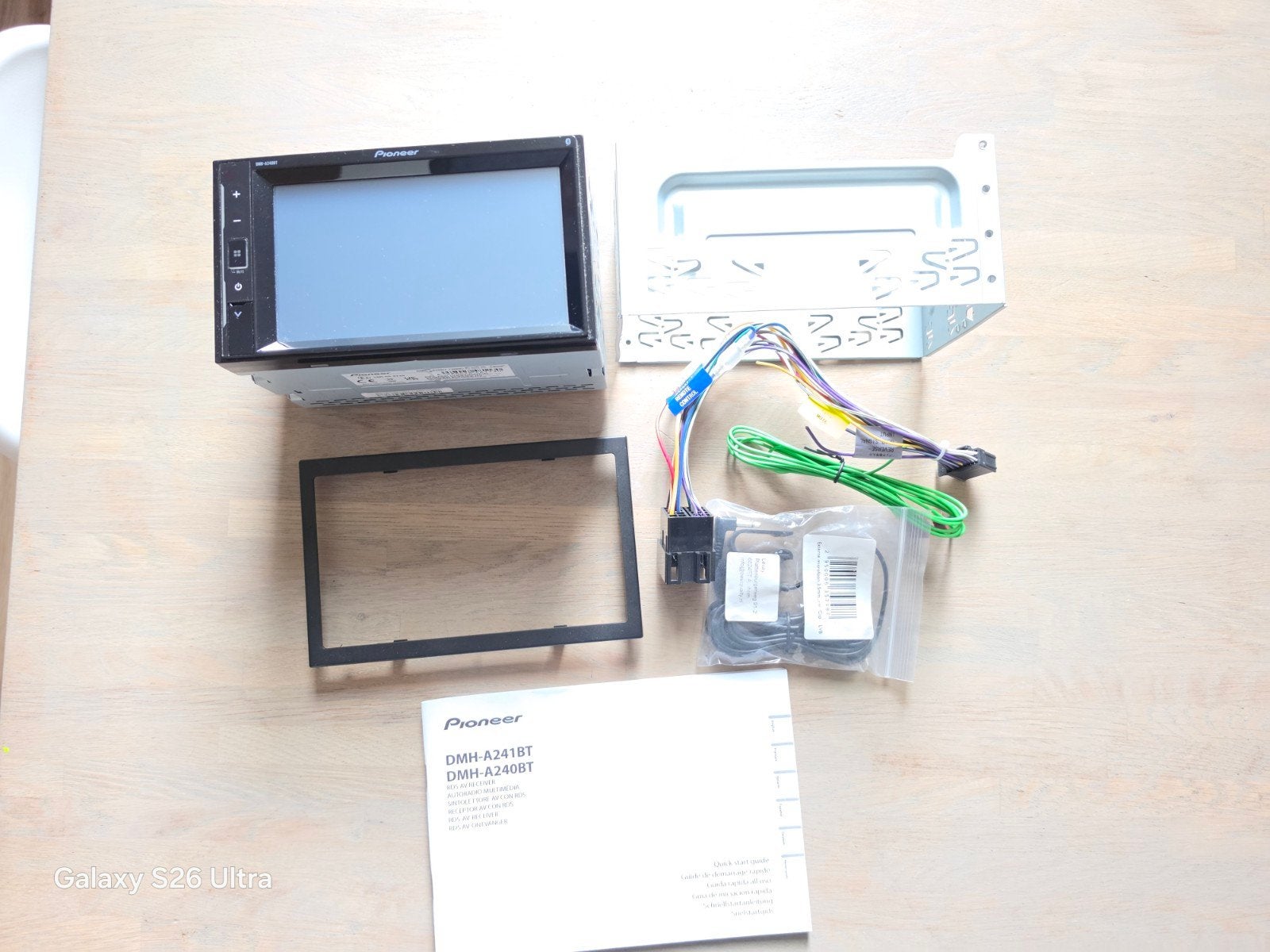 Pioneer DMH-A240BT Multimedia Autoradio, Ophalen, Gebruikt