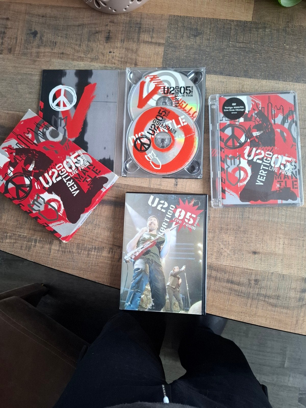 U2 Vertigo Live From Chicago DVD Boxset, Alle leeftijden, Overige genres, Engels, Ophalen of Verzenden
