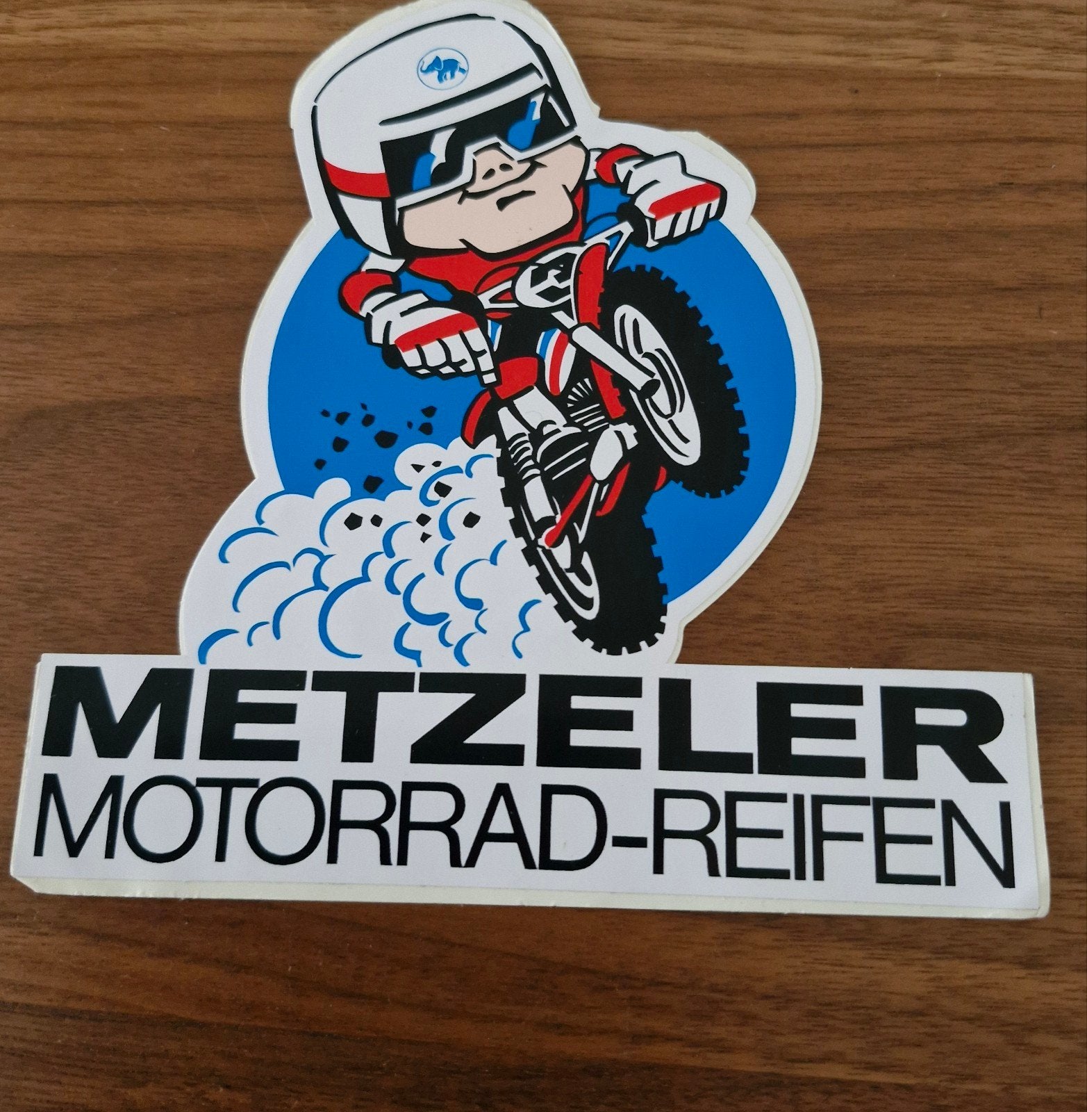205 Metzeler Motorrad-Reifen Sticker 16x15 cm