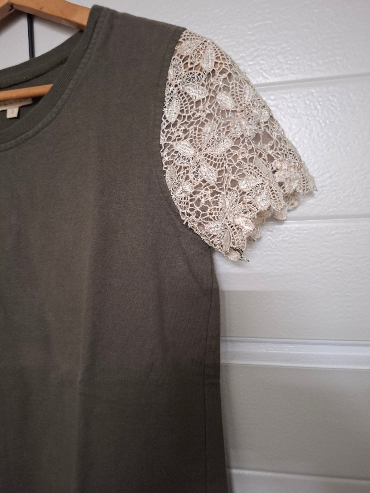 B.Loved shirt met kanten mouwen, maat 3, Kleding | Dames, Maat 38/40 (M), B.Loved, Ophalen of Verzenden, Korte mouw