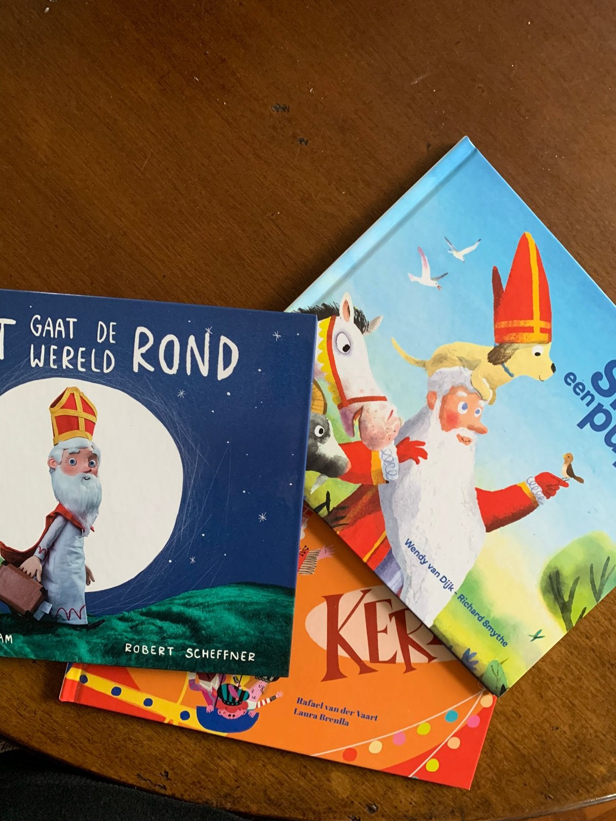 Drie Leuke nieuwe Sinterklaas boeken p.st 2€, Ophalen of Verzenden, Nieuw