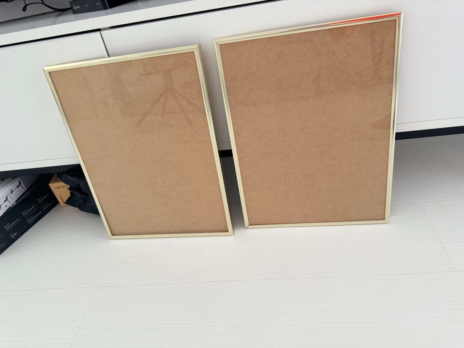 2x Gouden fotolijsten A4, Ophalen, Zo goed als nieuw, Metaal of Aluminium, Minder dan 50 cm