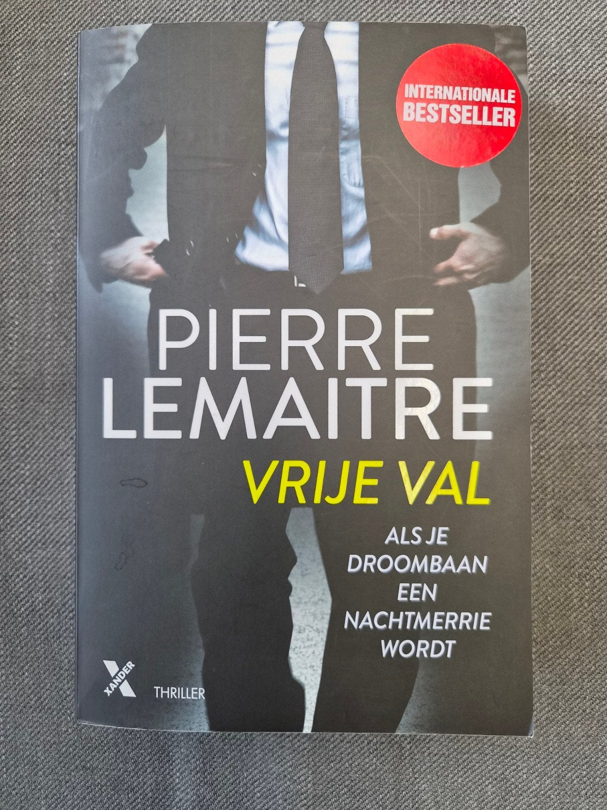 Vrije Val - Pierre Lemaitre (Internationale Bestseller), Boeken, Ophalen of Verzenden, Gelezen, Pierre Lemaitre, Europa overig