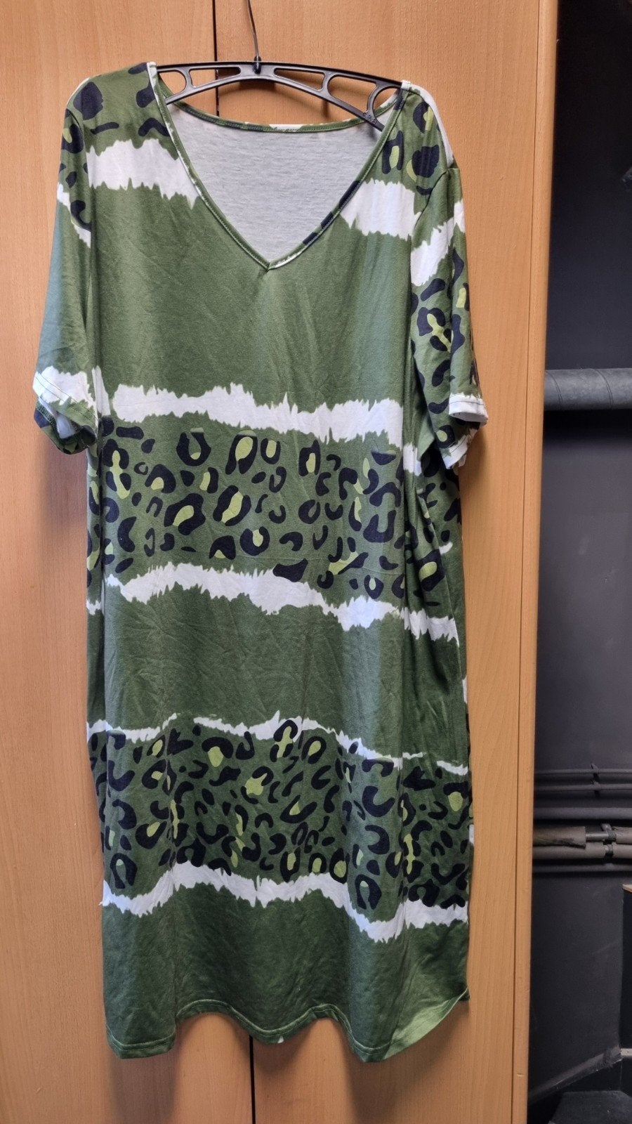 Leuke groene zomerjurk van Shein, maat 46/48, Maat 46/48 (XL) of groter, Ophalen of Verzenden, Gedragen, Shein